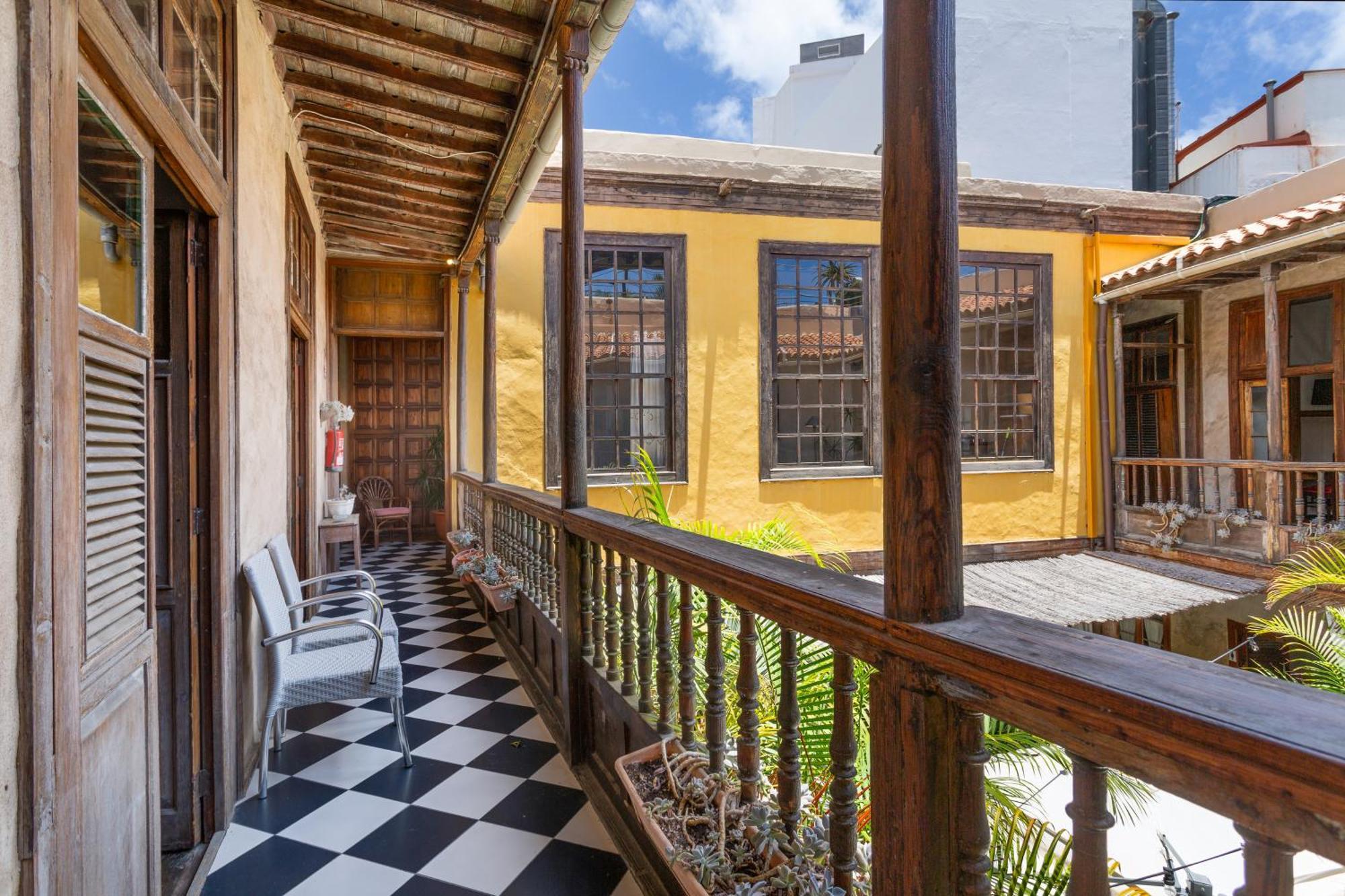 Casa Montesdeoca - Jacaranda Las Palmas de Gran Canaria Luaran gambar